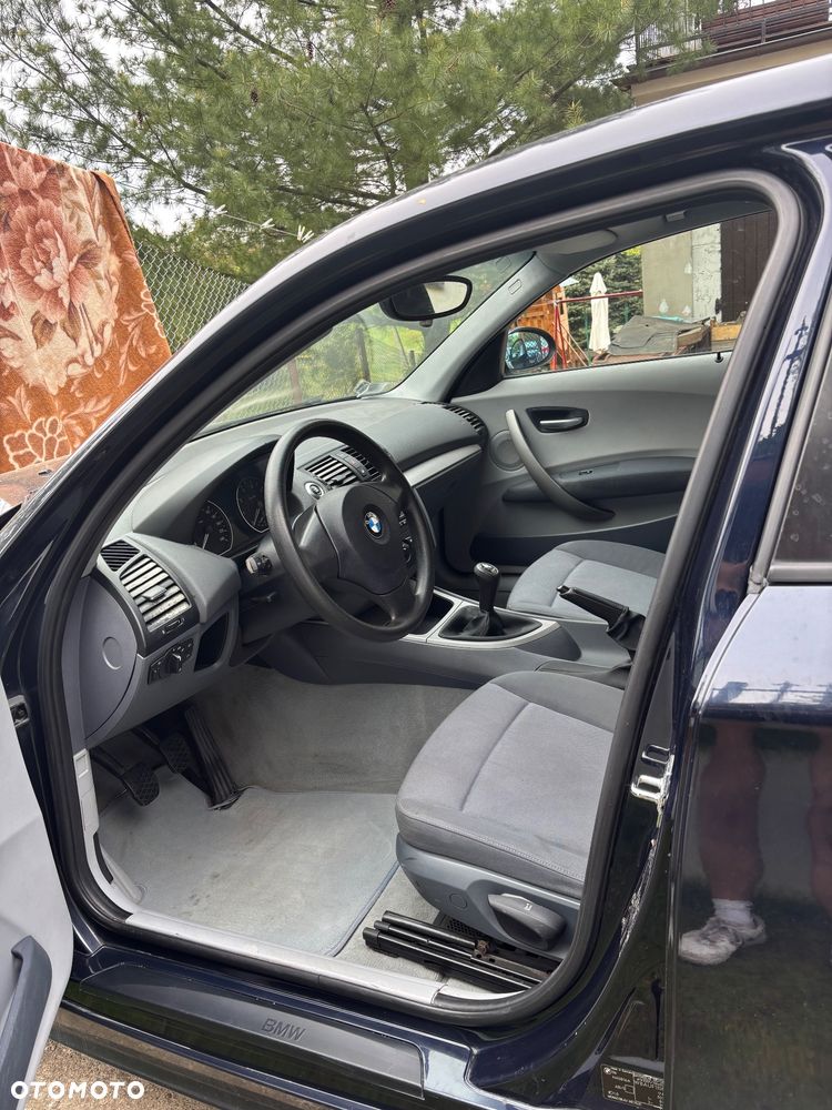 BMW Seria 1 116i - 8
