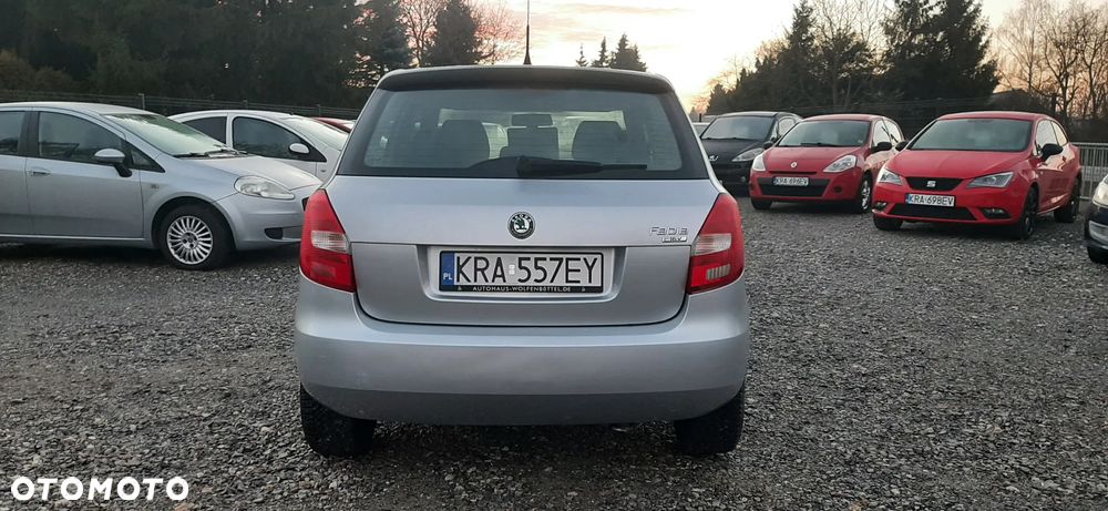 Skoda Fabia - 10