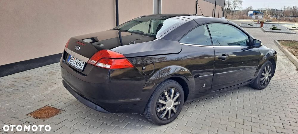 Ford Focus 2.0 TDCi DPF Titanium - 17