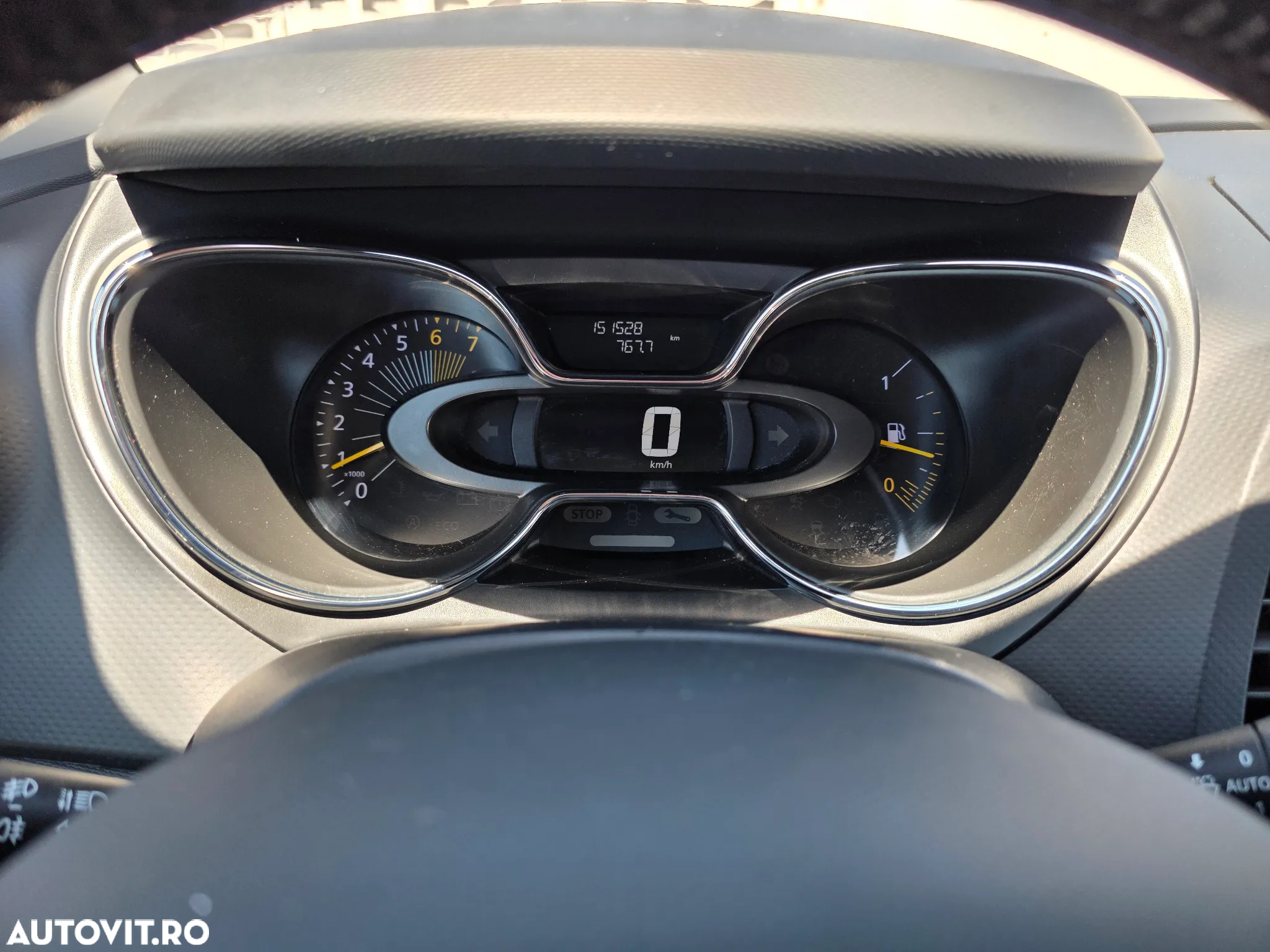 Renault Captur (ENERGY) TCe 90 INTENS - 4