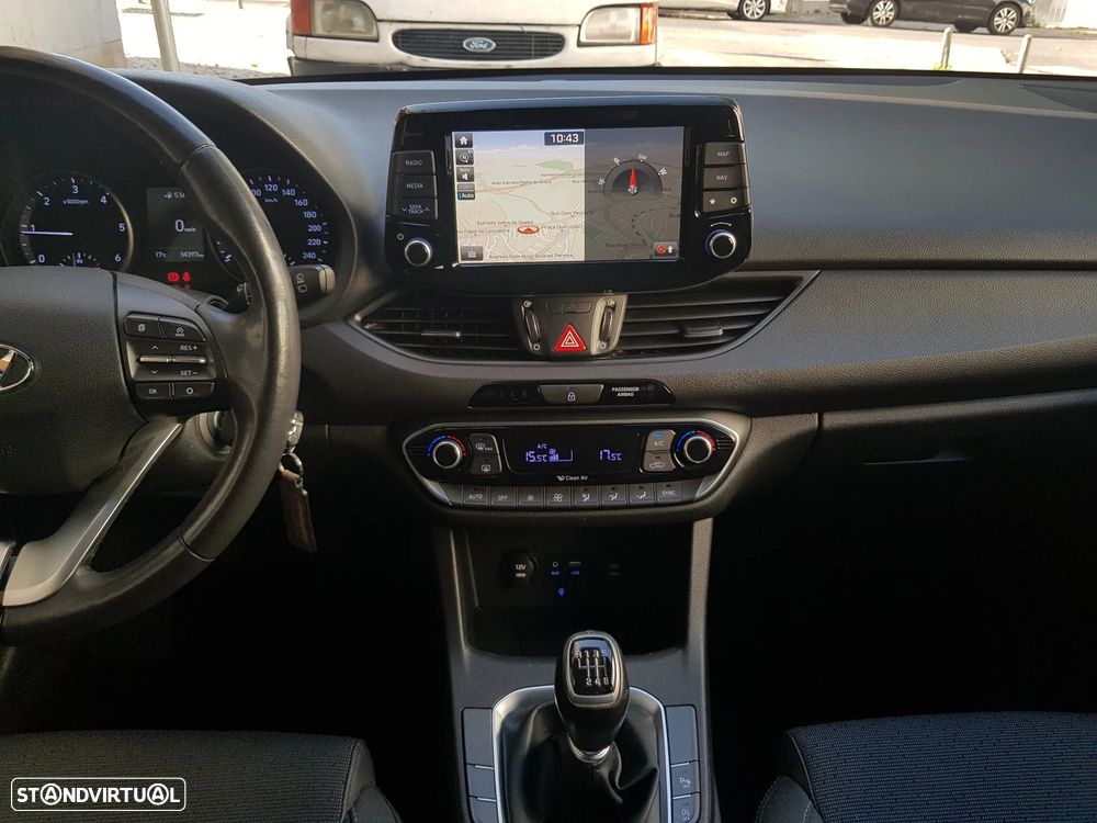 Hyundai i30 1.6 CRDi Launch Edition - 42