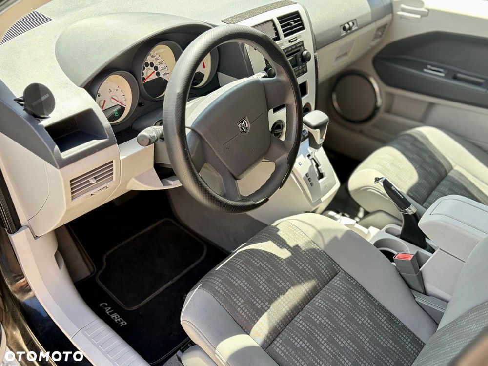 Dodge Caliber 2.0 CVT SXT - 6