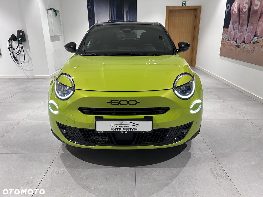 Fiat 600 1.2 Turbo Sport eDCT - 17