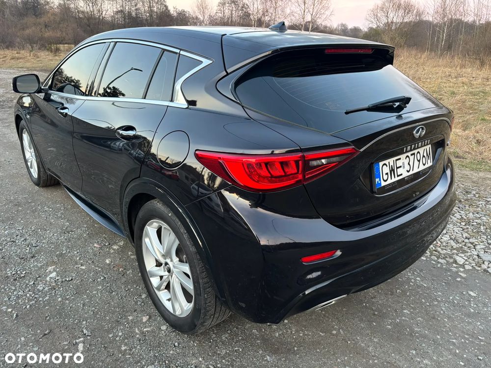Infiniti QX - 4