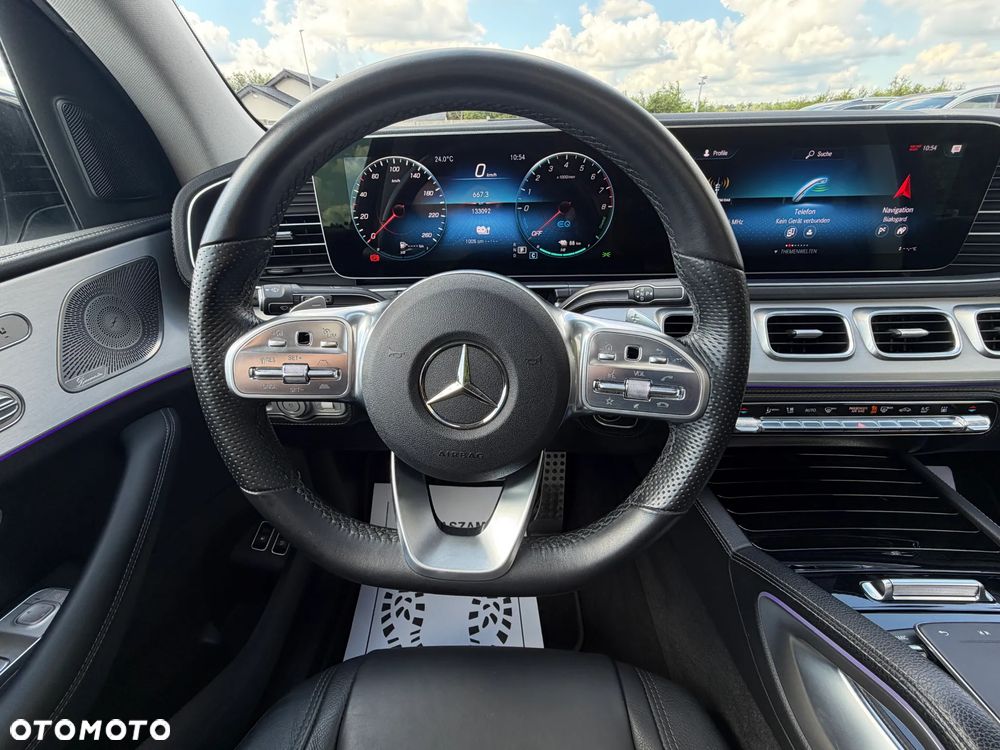 Mercedes-Benz GLE - 38