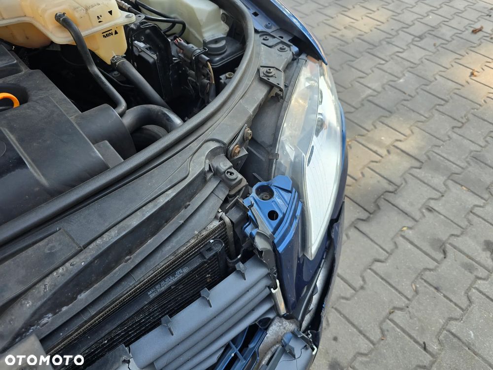 Audi A4 Avant 2.0 TDI DPF multitronic - 25