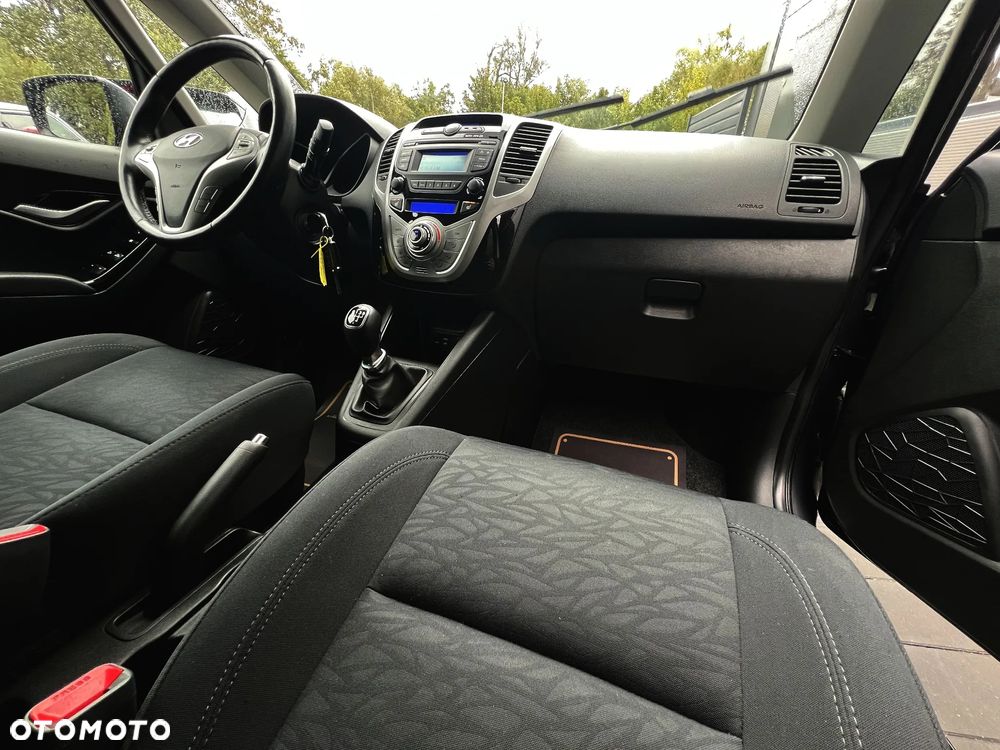 Hyundai ix20 1.4 Premium blue - 17