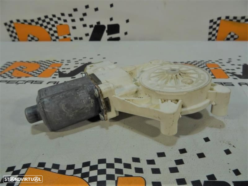 Motor Do Elevador De Vidro Frente Direito Bmw 4 Coupé (F32, F82)  0130 - 2