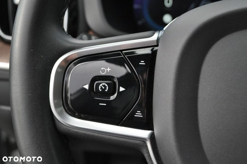 Volvo XC 60 T8 Plug-In Hybrid AWD Polestar Engineered - 23