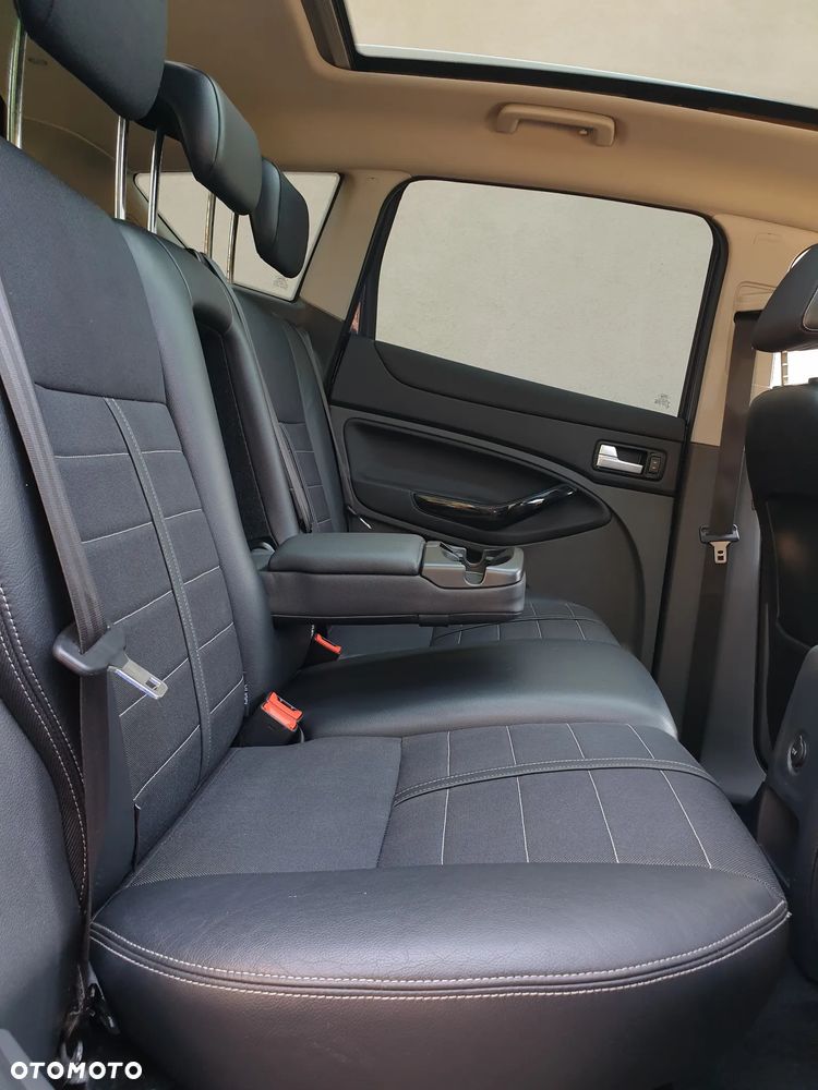 Ford Kuga 2.0 TDCi Titanium S - 35