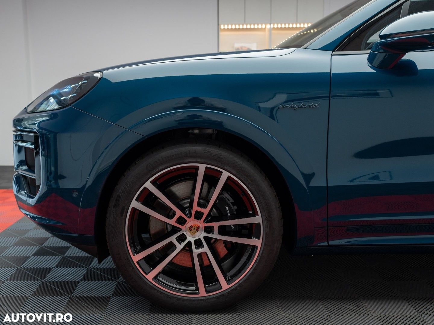 Porsche Cayenne - 7