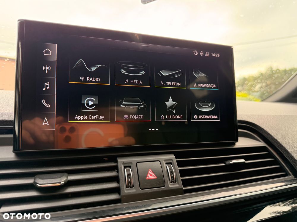 Audi Q5 50 TFSIe quattro S tronic S line business - 27