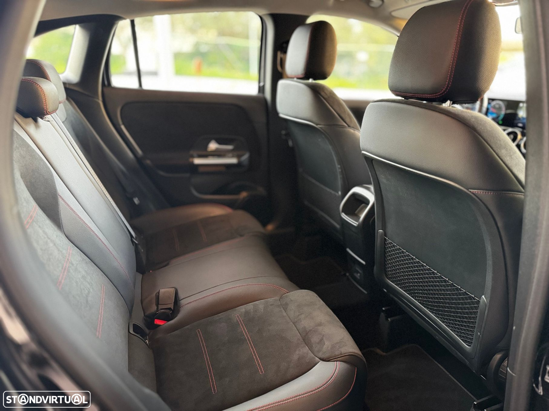 Mercedes-Benz GLA 250 e AMG Line - 23
