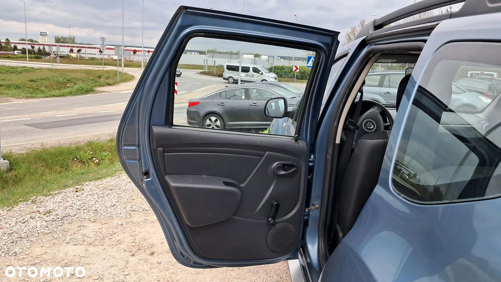 Dacia Duster 1.6 16V 4x2 Laureate - 6