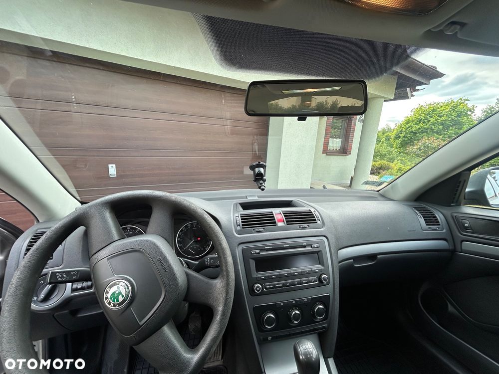 Skoda Octavia 1.6 - 9