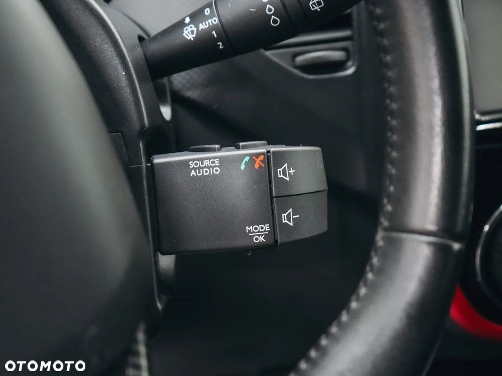 Renault Captur TCe 120 EDC Helly Hansen - 15
