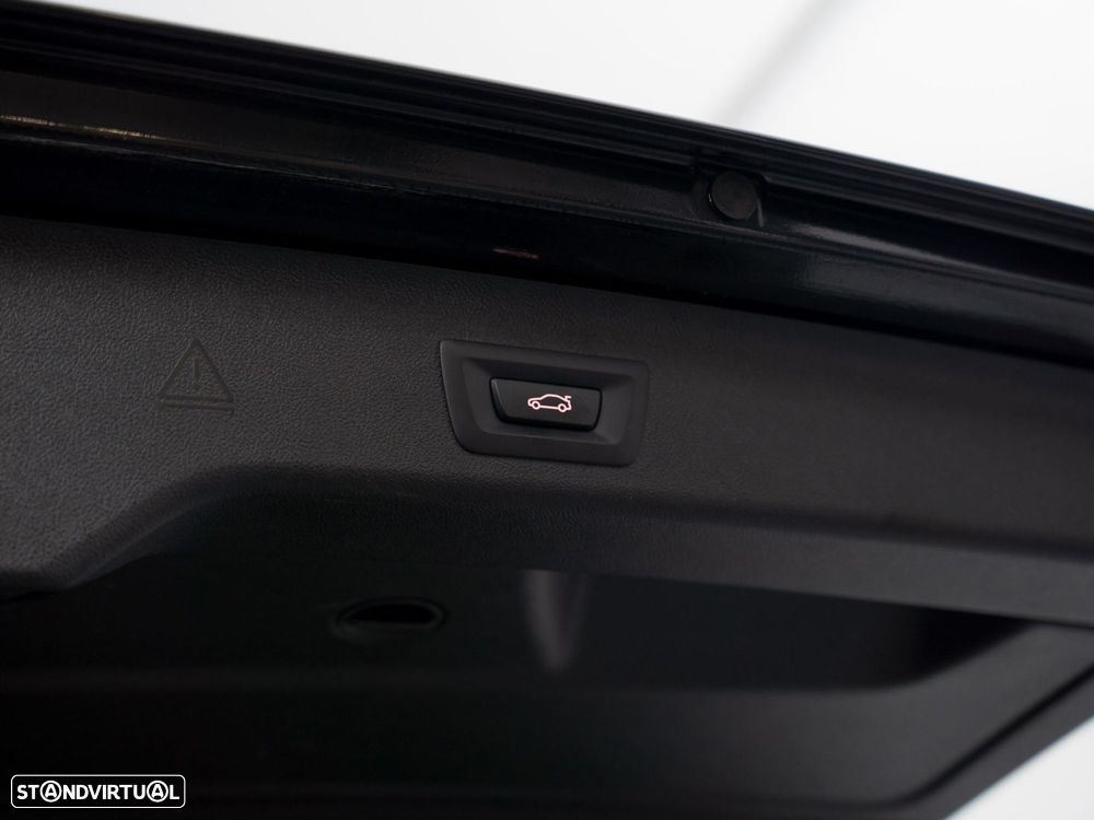 BMW 520 e Pack M - 14