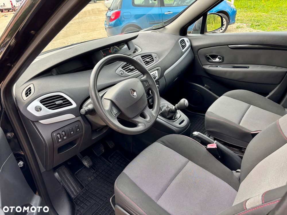 Renault Scenic 1.5 dCi Expression - 12