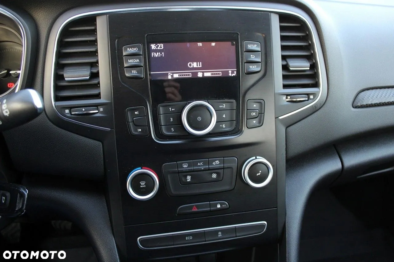 Renault Megane - 11