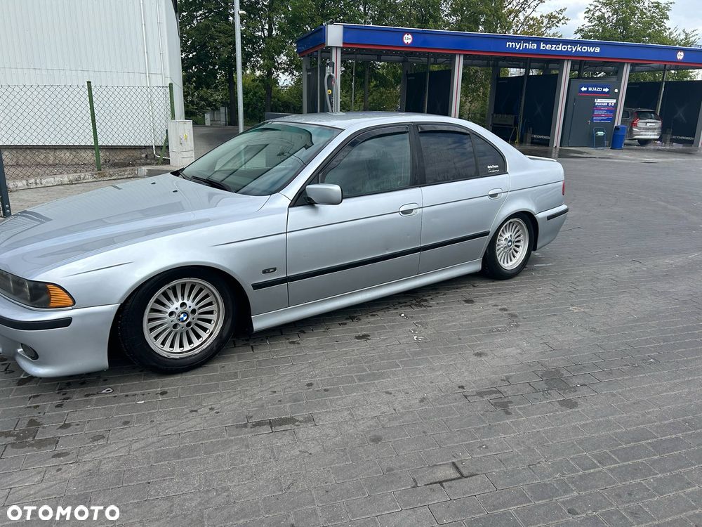 BMW Seria 5 - 8
