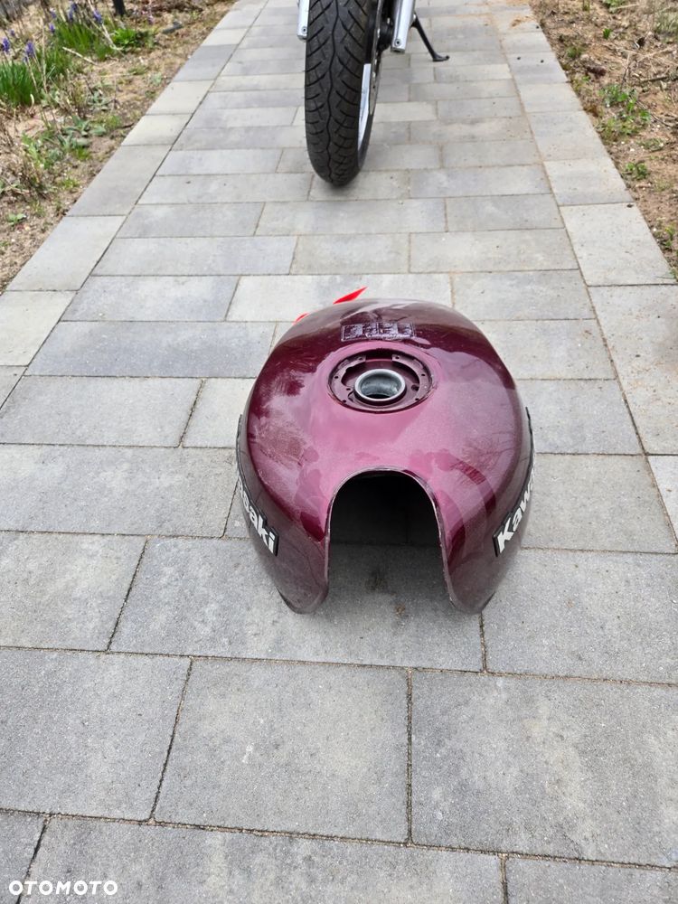 Kawasaki Zephyr - 13