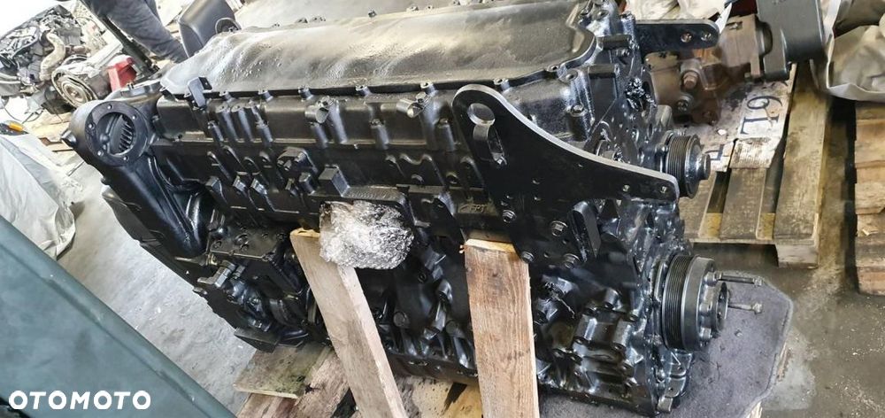 SILNIK SŁUPEK HEW HOLLAND T8 T8.320 F2CFE613G FV23 - 6