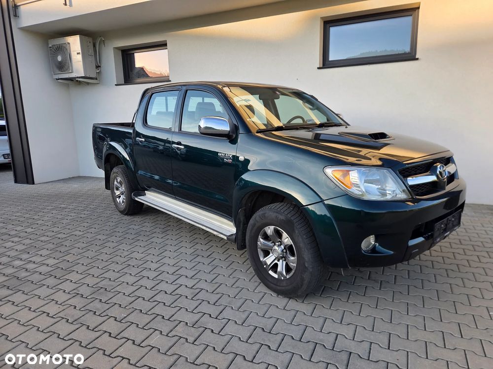 Toyota Hilux - 5