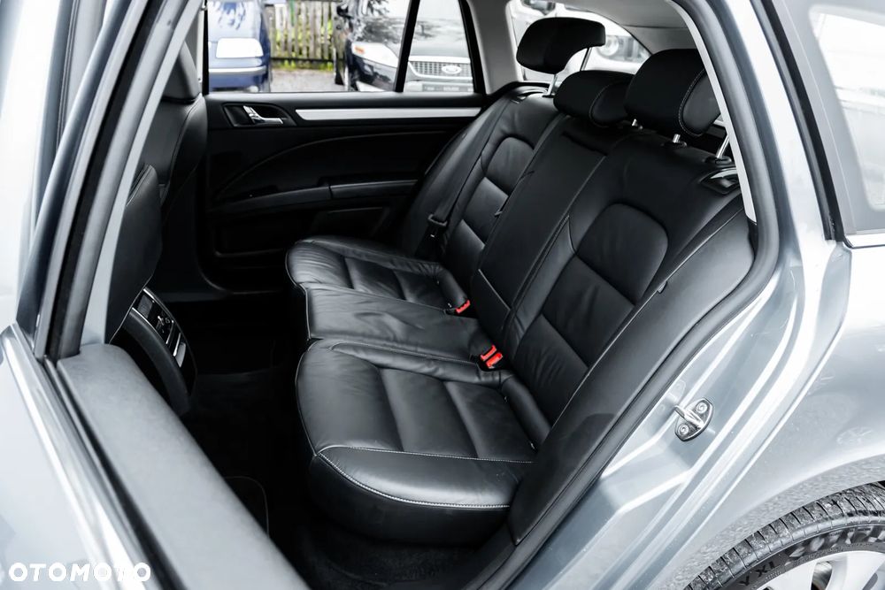 Skoda Superb 3.6 V6 4x4 DSG Elegance - 19