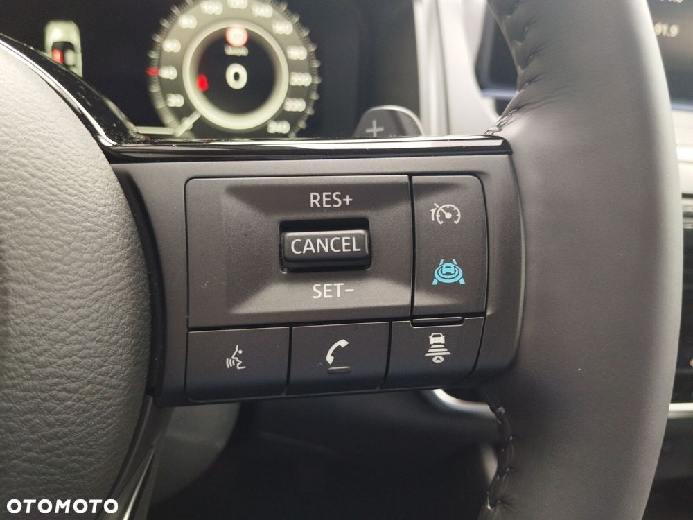Nissan Qashqai 1.3 DIG-T MHEV N-Connecta Xtronic - 23