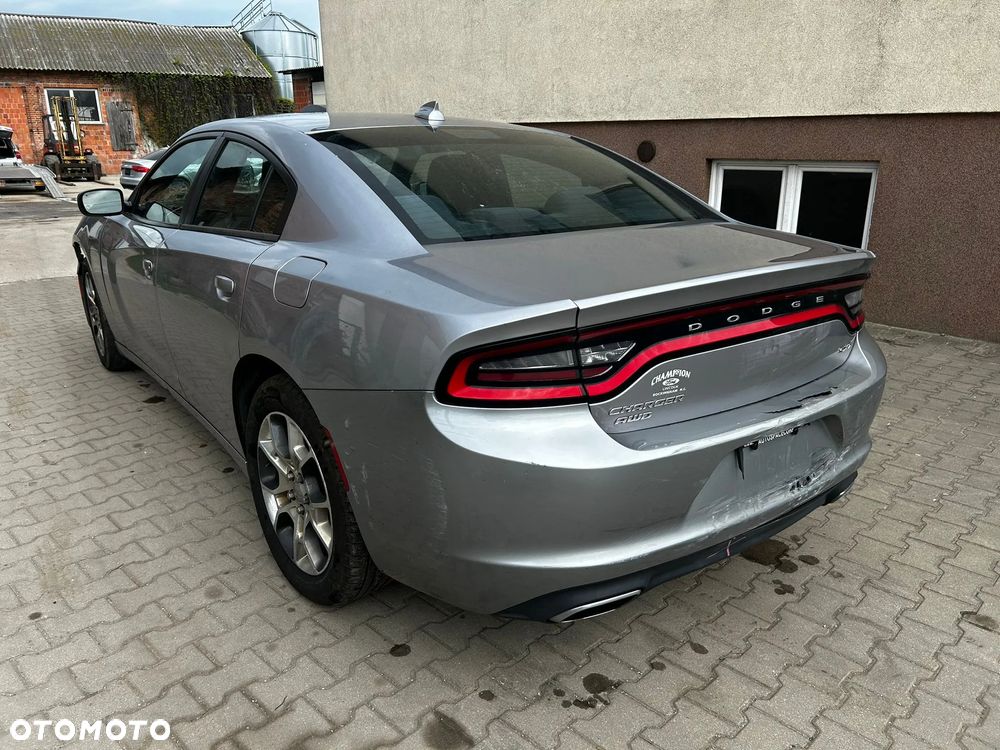 Dodge Charger - 5