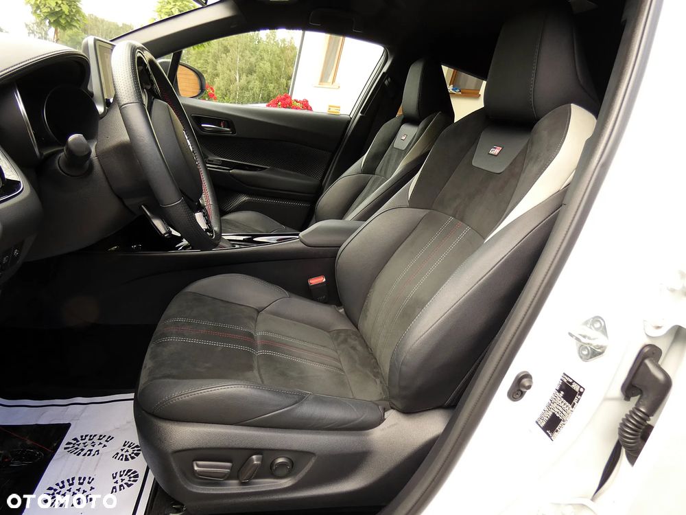Toyota C-HR 1.8 Hybrid GR Sport - 37
