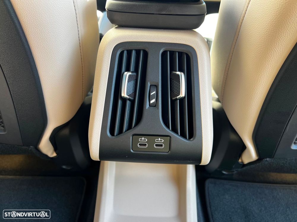 BMW 225xe Active Tourer - 16
