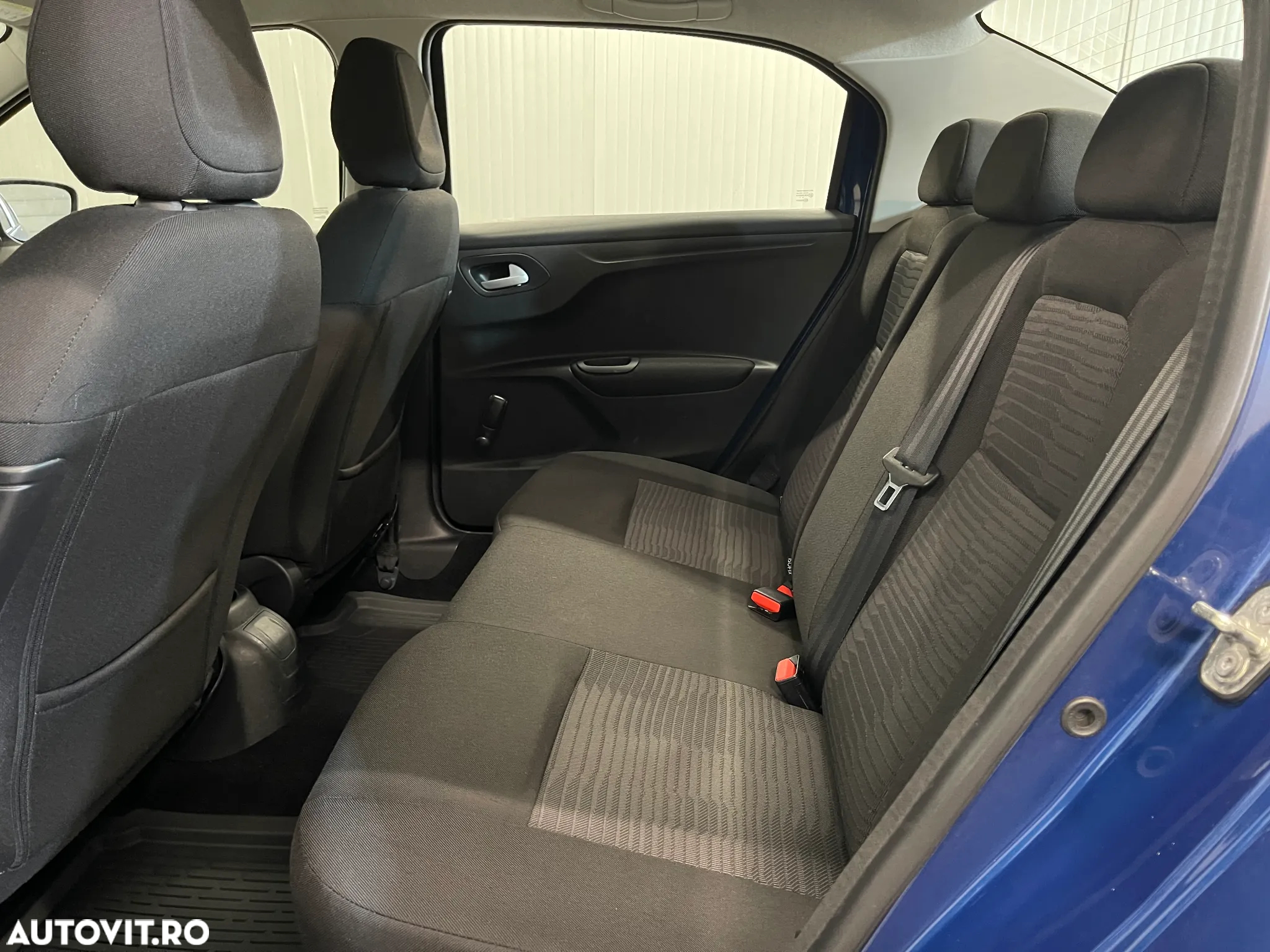 Peugeot 301 1.5 BlueHDI FAP Active - 11