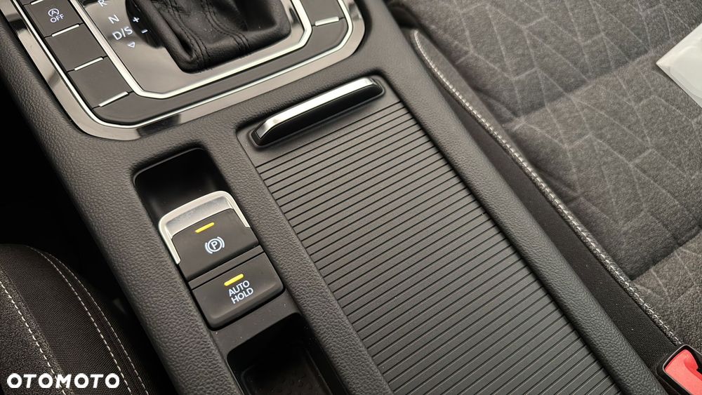Volkswagen Passat - 27