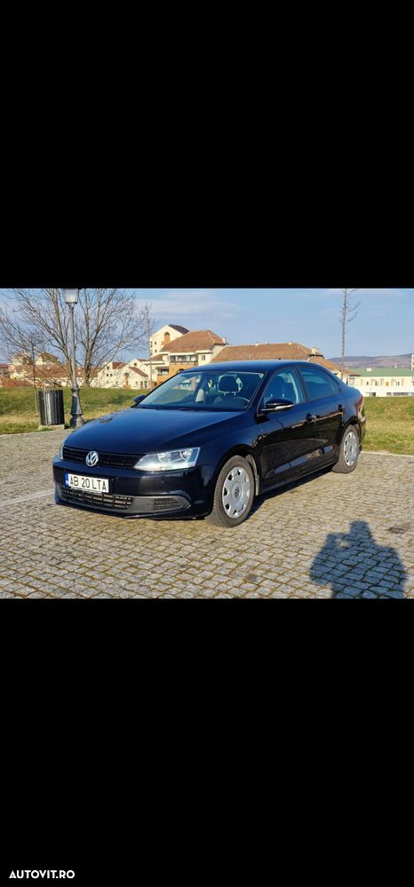 Volkswagen Jetta 1.6 TDI DPF Trendline - 1