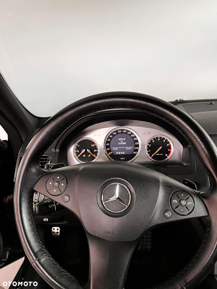 Mercedes-Benz Klasa C - 12