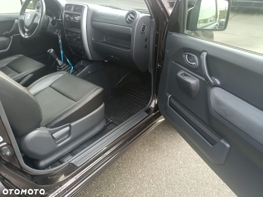 Suzuki Jimny - 10