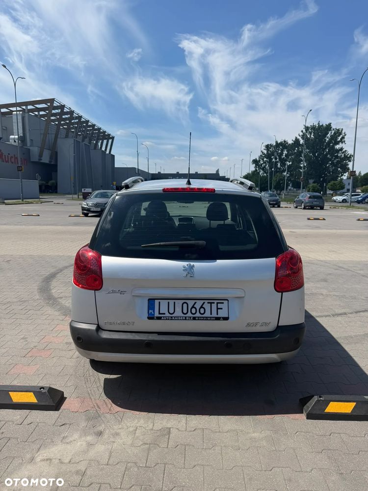 Peugeot 207 90 HDi FAP forever - 4