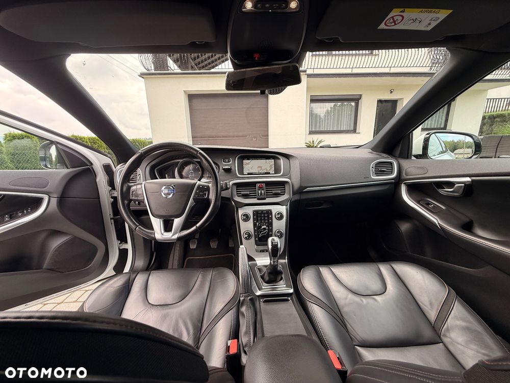 Volvo V40 D2 Ocean Race - 10