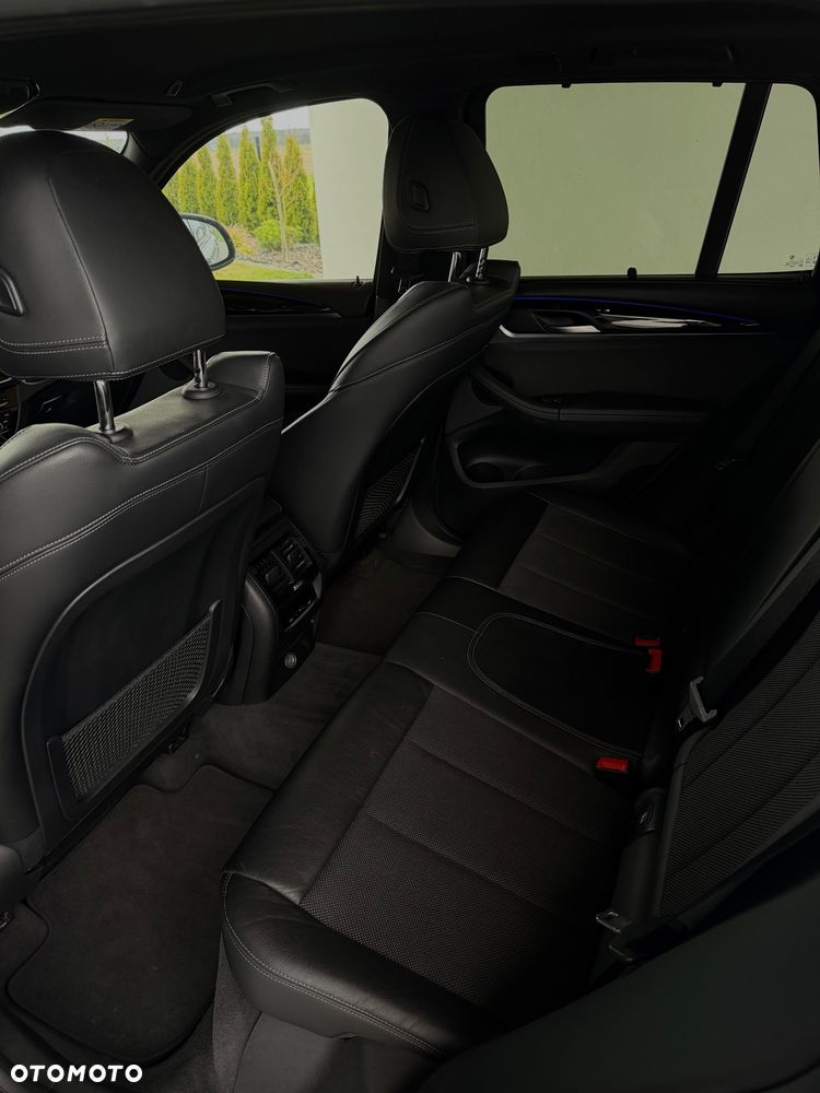 BMW X3 - 18