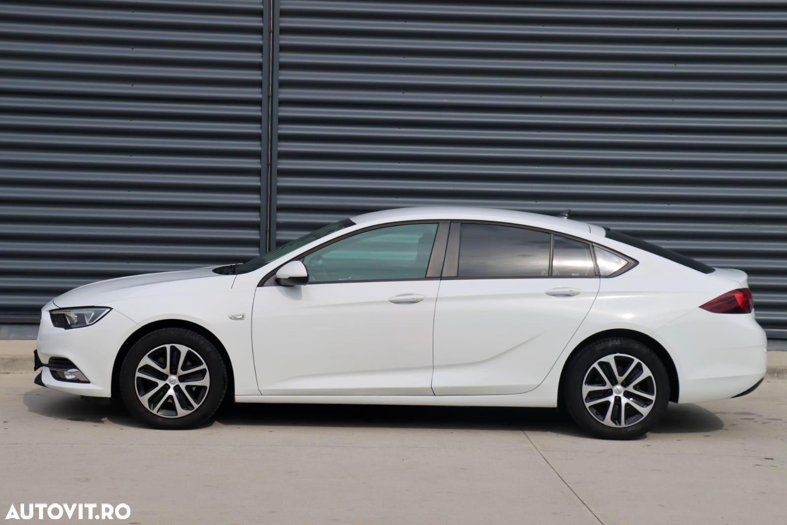 Opel Insignia Grand Sport 1.6 CDTI ecoTEC Start/Stop Edition - 2