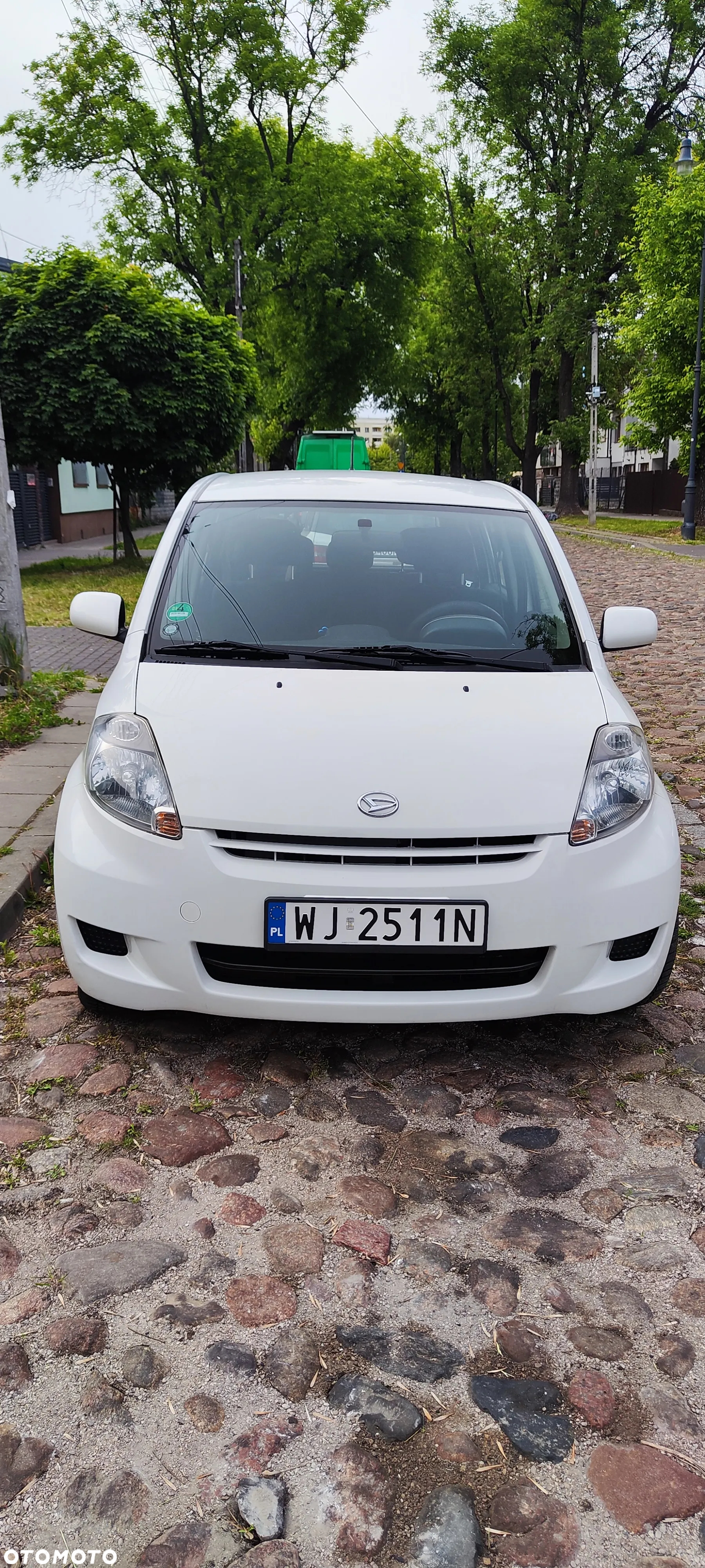 Daihatsu Sirion 1.0 - 5