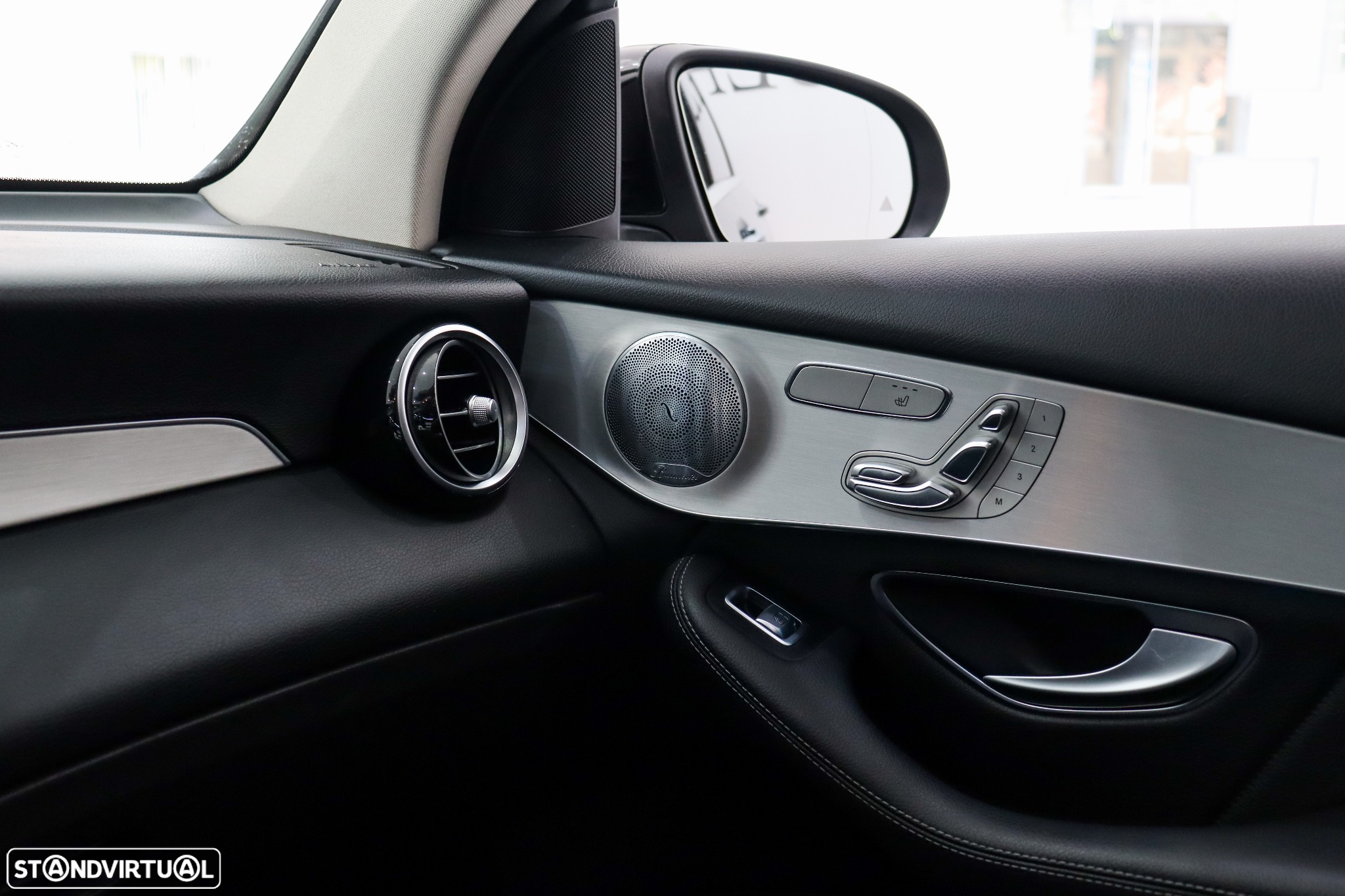Mercedes-Benz GLC 250 d AMG Line 4-Matic - 23