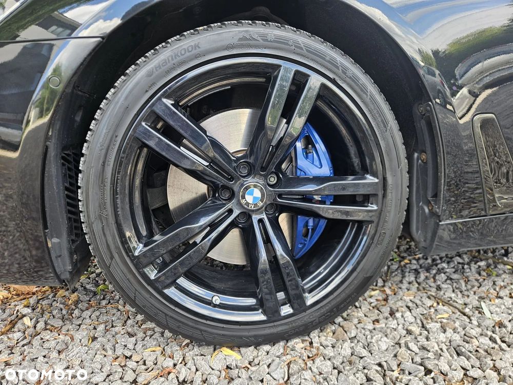 BMW Seria 7 750Ld xDrive - 29