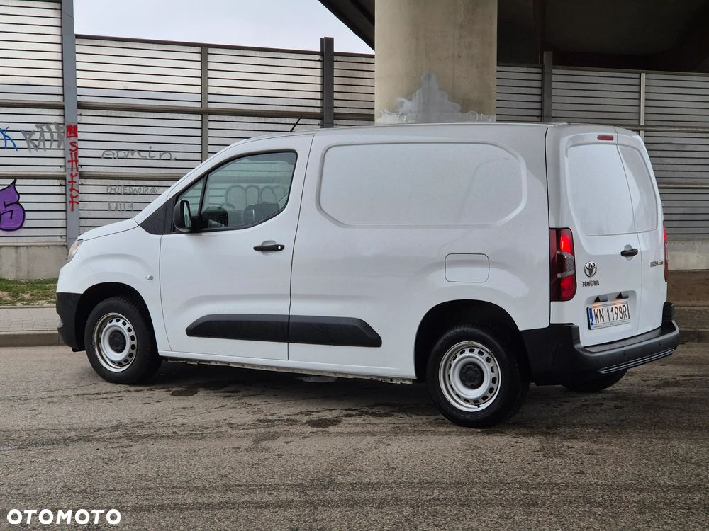 Toyota Proace City - 13