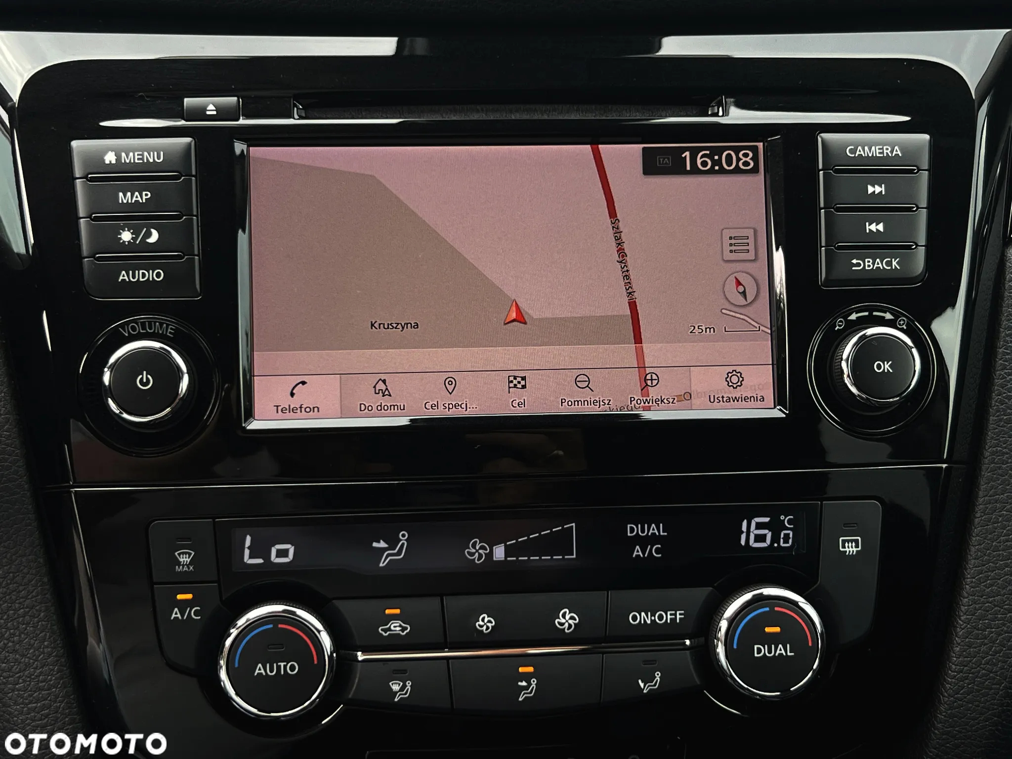 Nissan Qashqai 1.3 DIG-T N-Connecta - 38