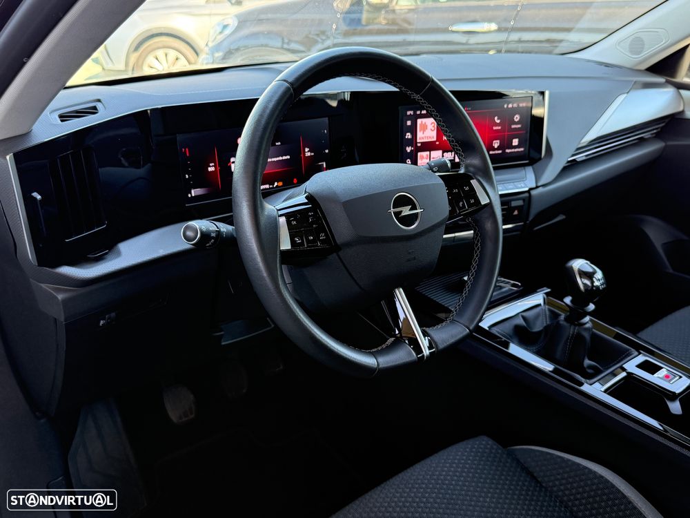 Opel Astra 1.5 D Elegance - 33