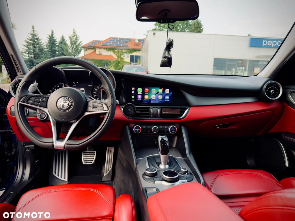 Alfa Romeo Giulia 2.0 Turbo 16V AT8 Veloce Ti - 15