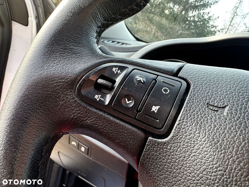 Kia Sportage 1.6 GDI 2WD ISG Dream-Team Edition - 26