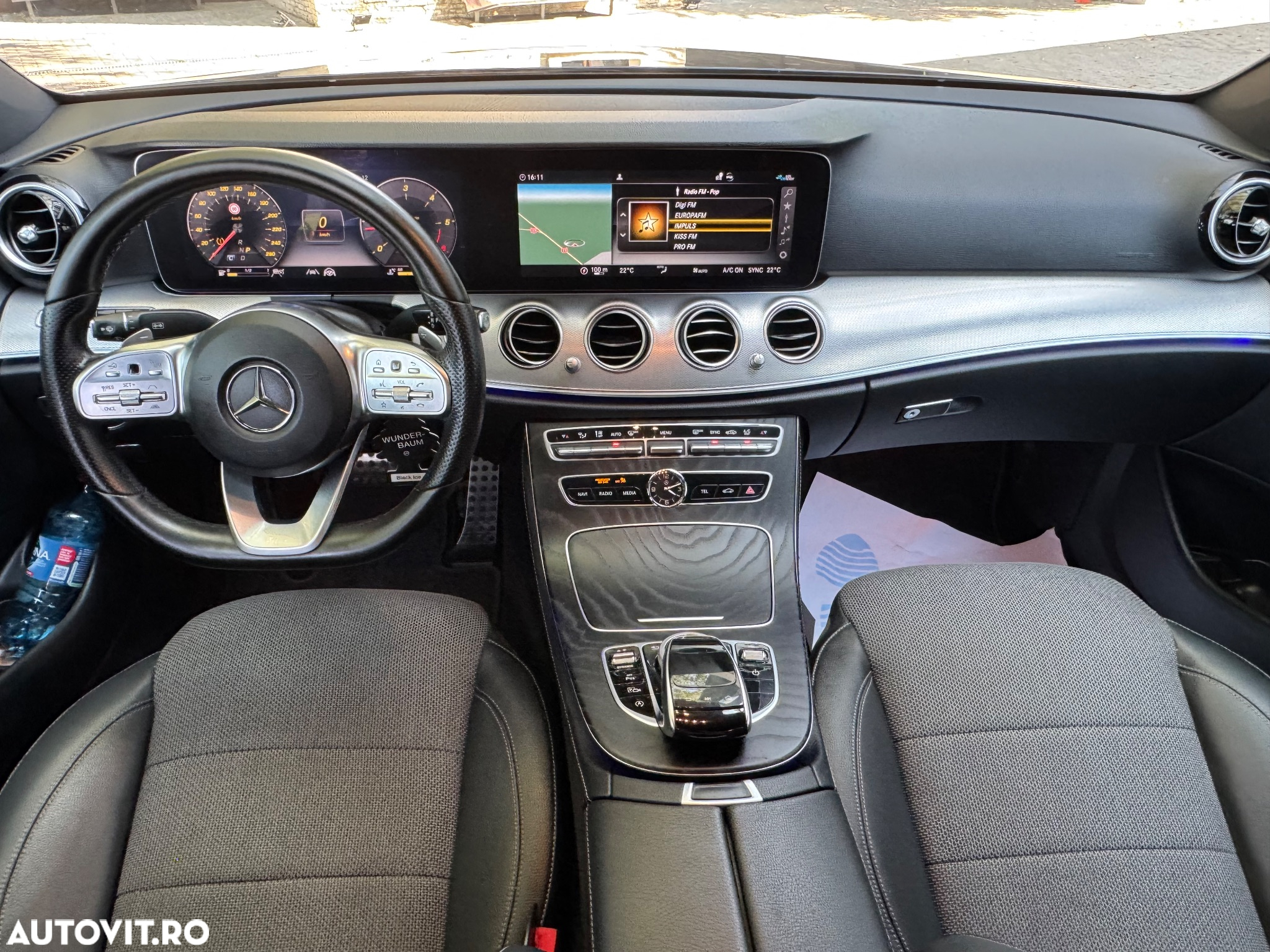 Mercedes-Benz E 220 d 9G-TRONIC AMG Line - 6